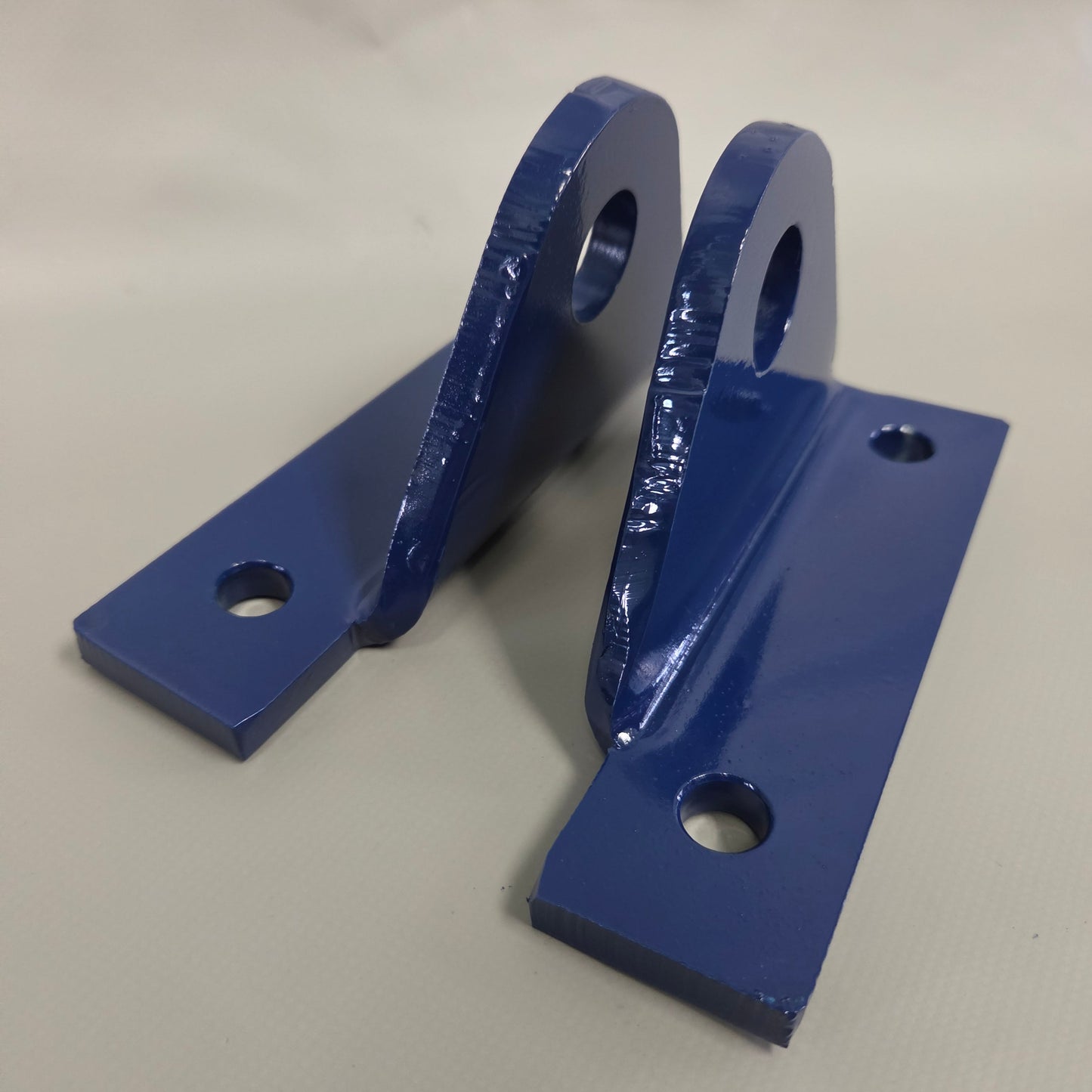 TC200 Cylinder Bracket Pair